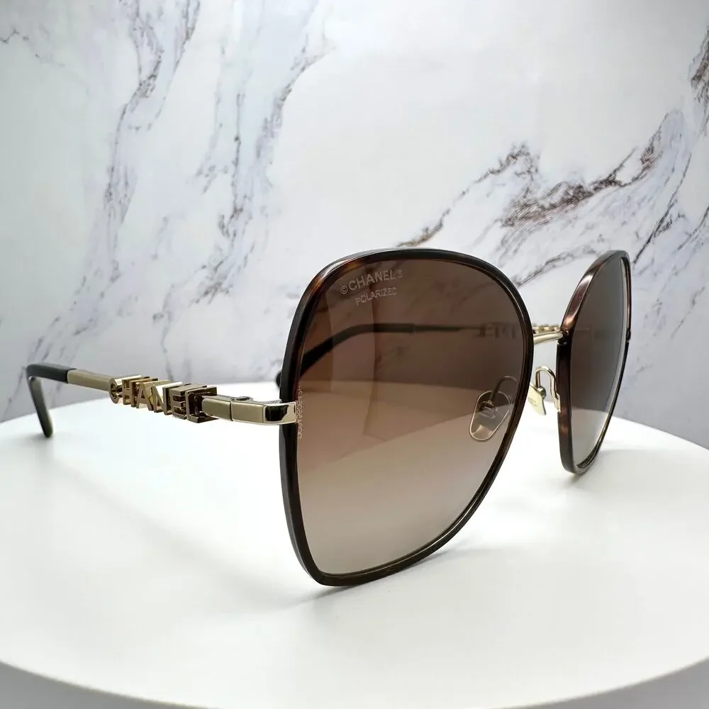 New CHANEL Sunglasses - Picture 4 of 16